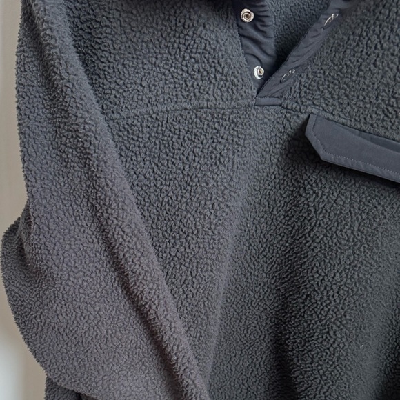 North Face Men’s Fleece Quarter-Zip Pullover - Picture 7 of 8